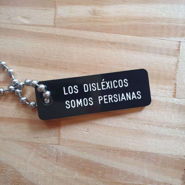 LLAVEROS NIHILISTAS Y DE AMOR