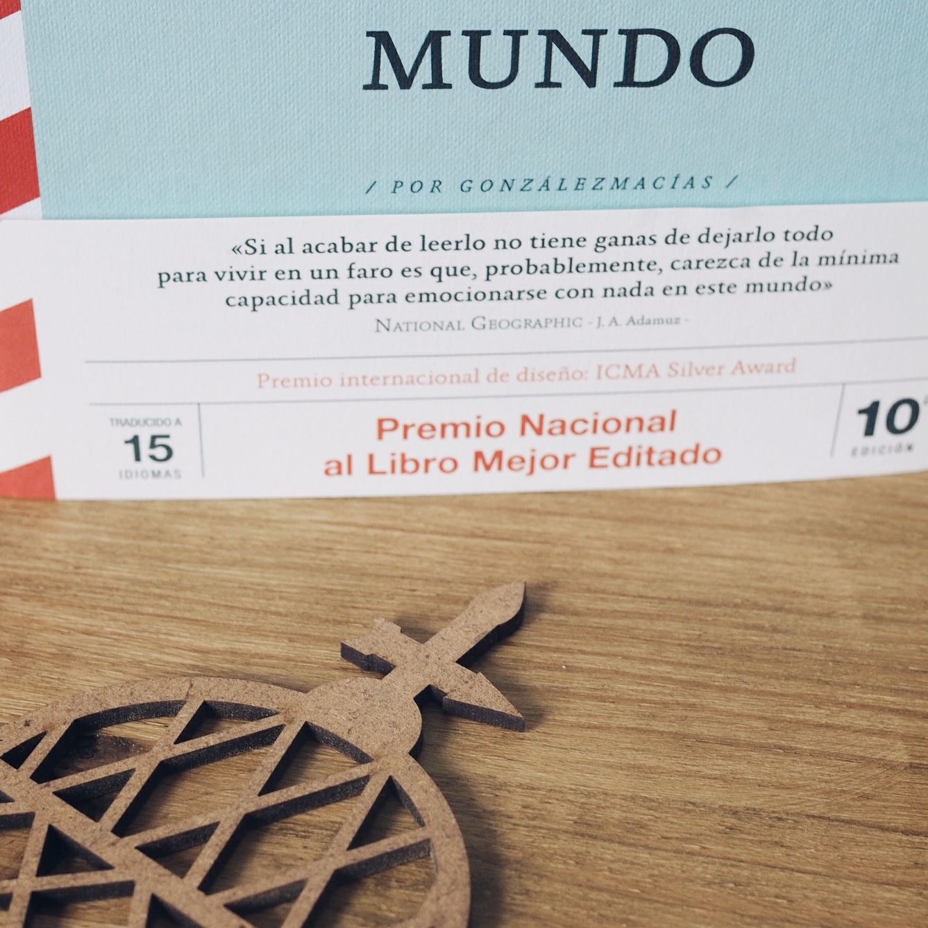 Breve Atlas de los faros del fin de mundo