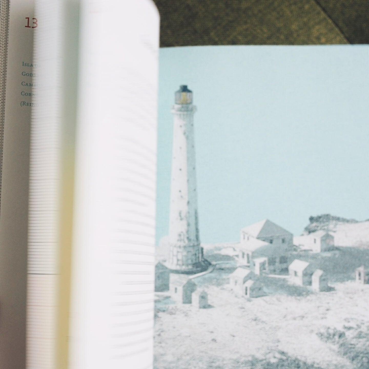 Breve Atlas de los faros del fin de mundo