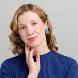 Pendientes pliegues verde