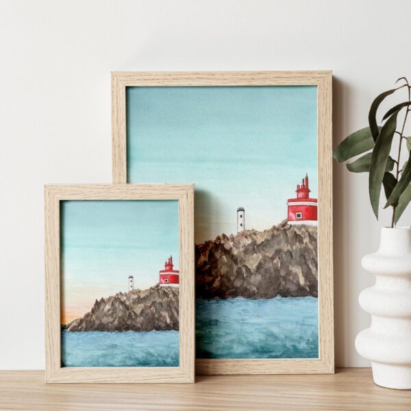 Ilustración en acuarela y reproducida digitalmente, de doa faros emblemáticos de la zona de Cangas.