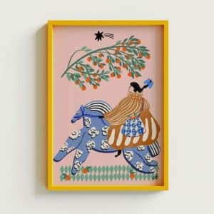 Lámina "Folk lady" de Carole Hillman. Ilustración decorativa A4 minimalista, perfecta para aportar estilo y equilibrio a cualquier espacio.